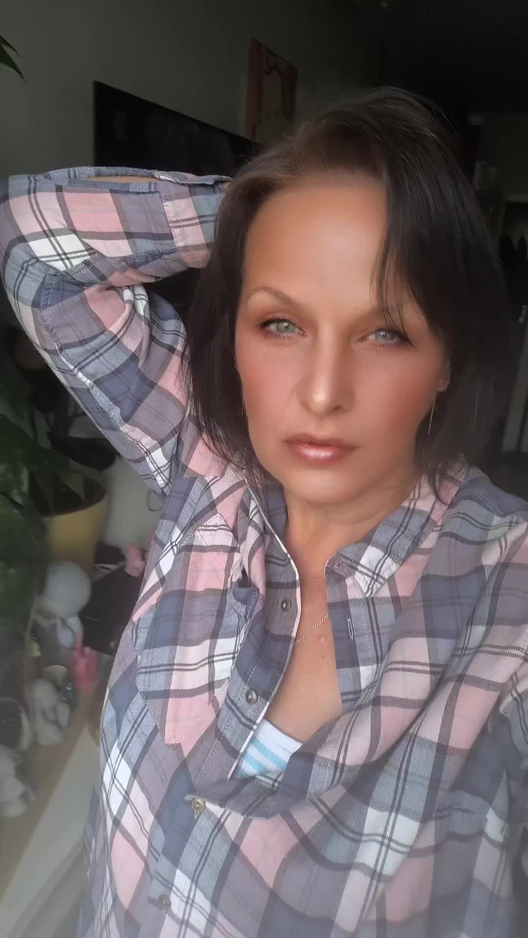 @Holli