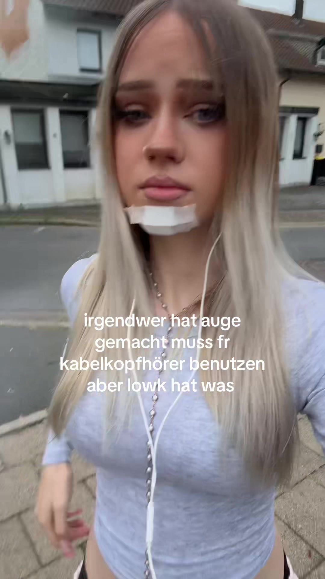 @𑣲𝐿iz