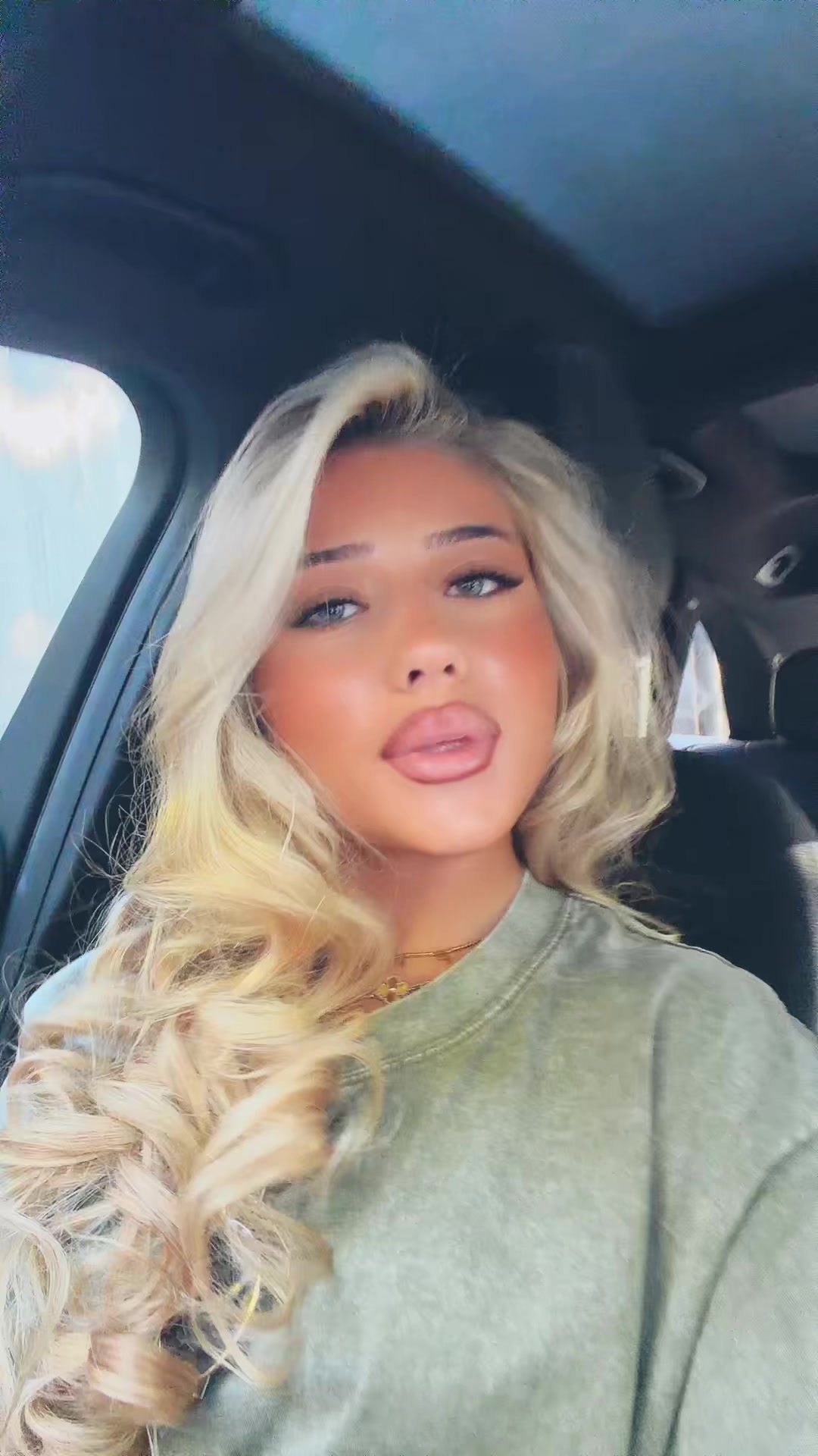 @𝐅𝐫𝐚𝐧𝐤𝐢𝐞 𝐞𝐥𝐥𝐚