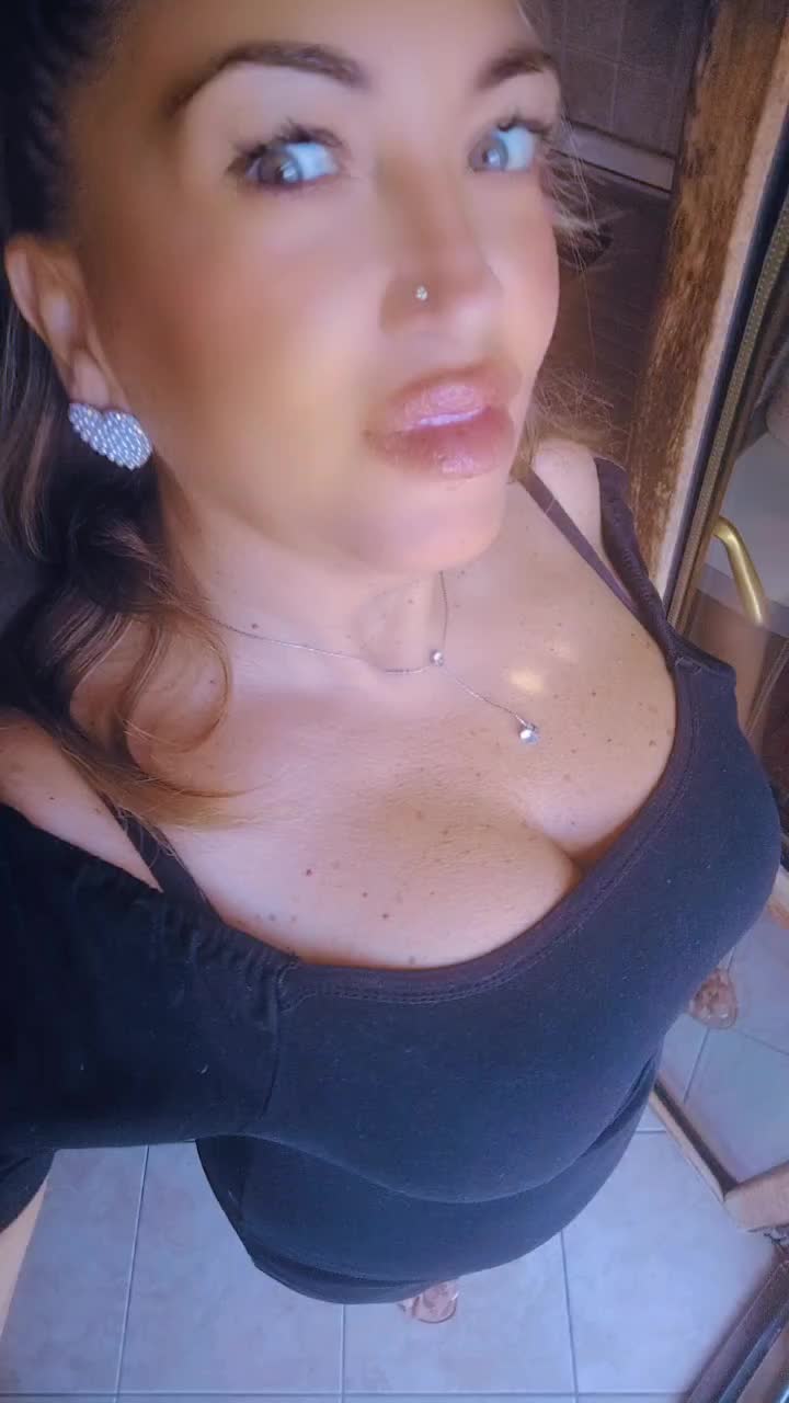 @Titty