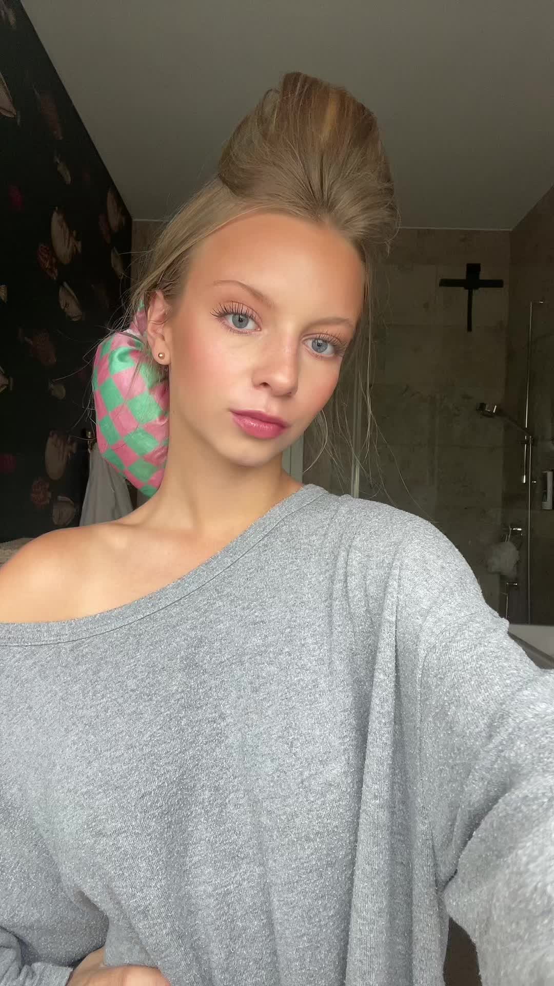 @Mia💄