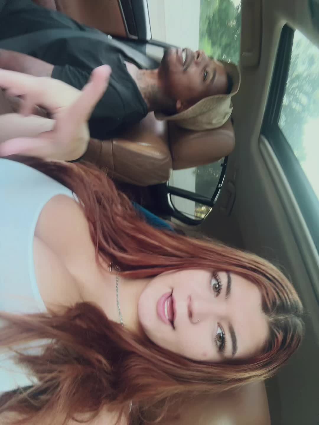 @Heluvme_18