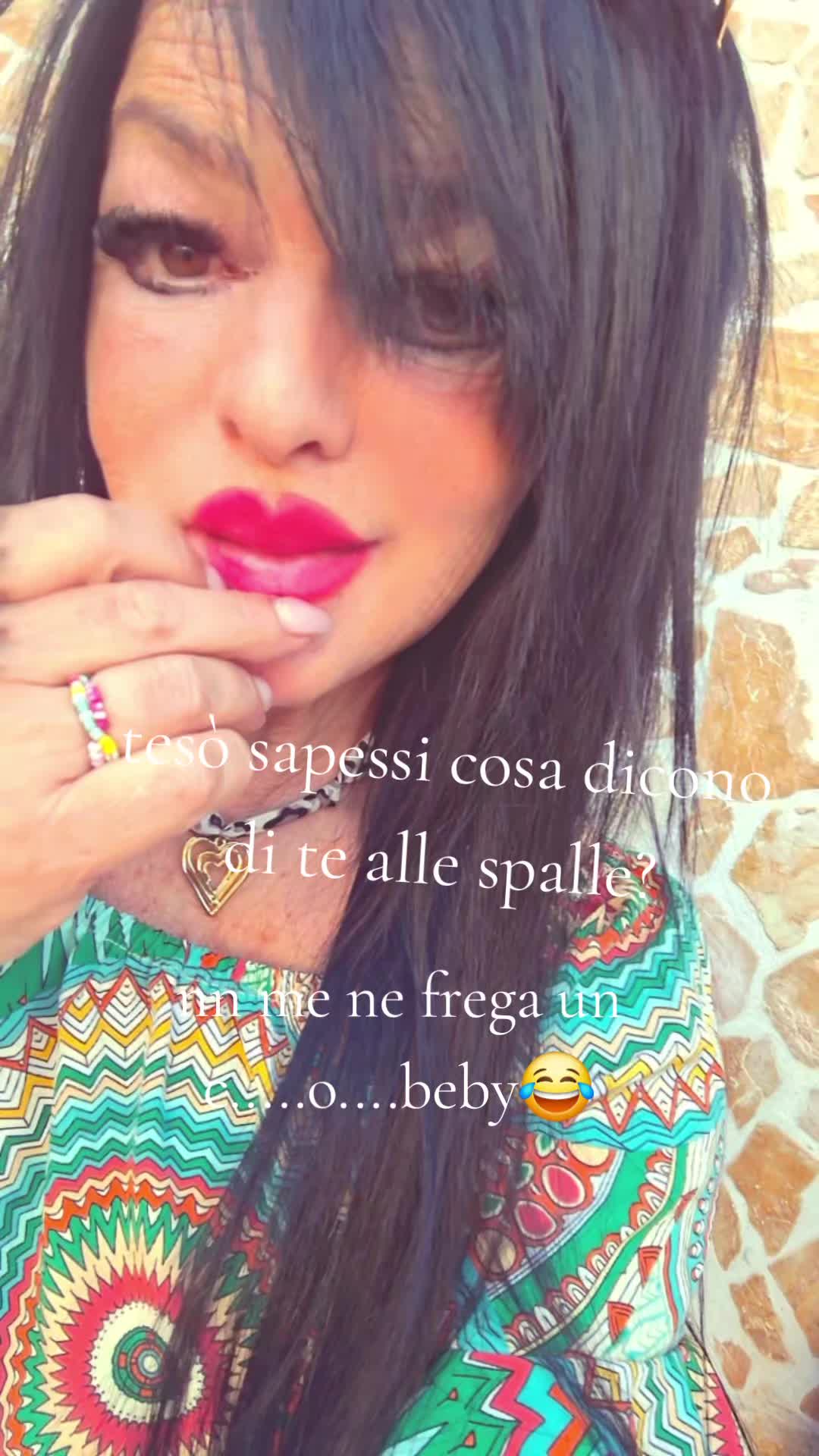 @melina105