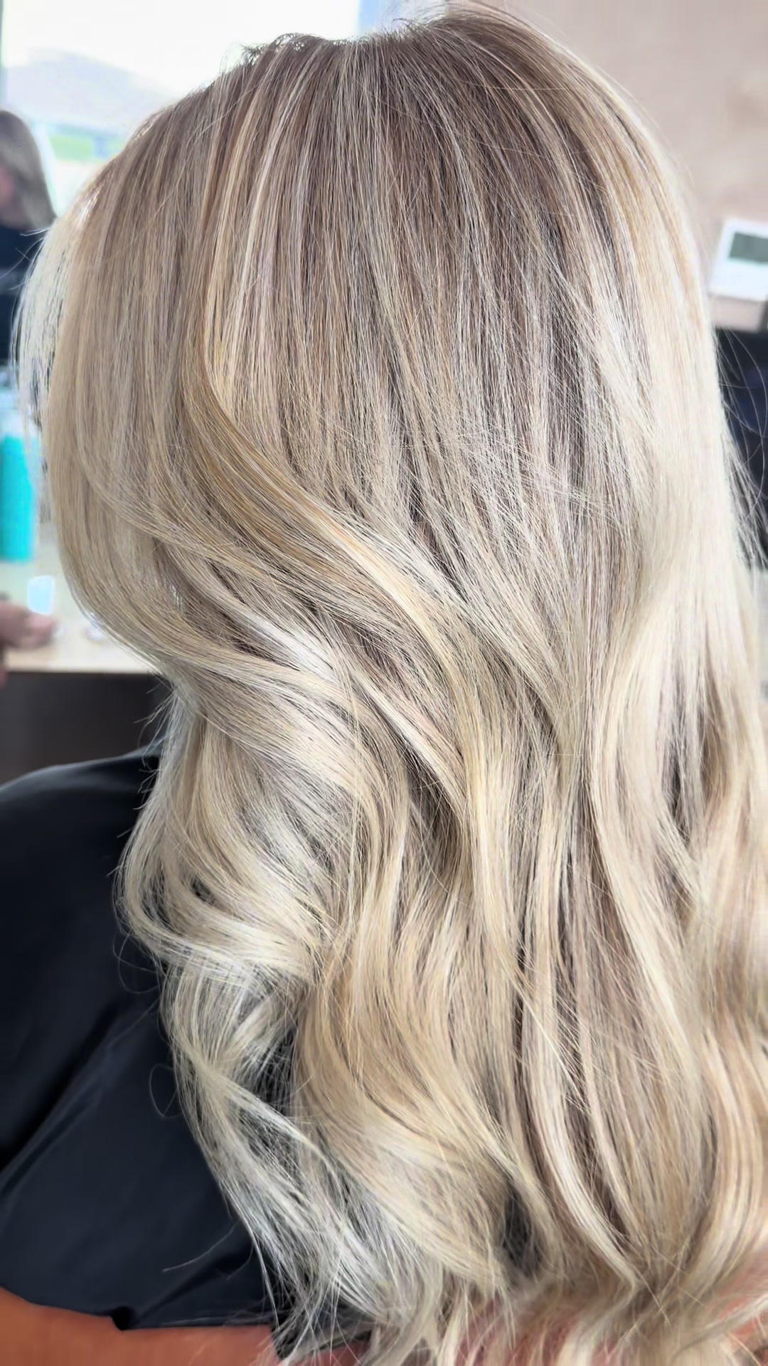 @Meg | DFW Hairstylist