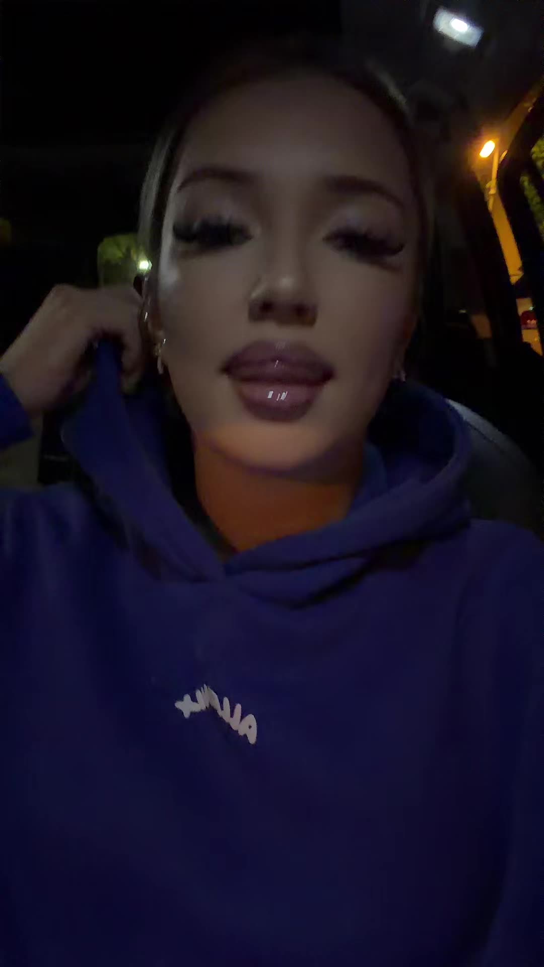 @livalyena