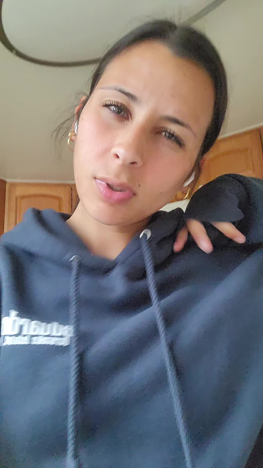 @clarabella1888