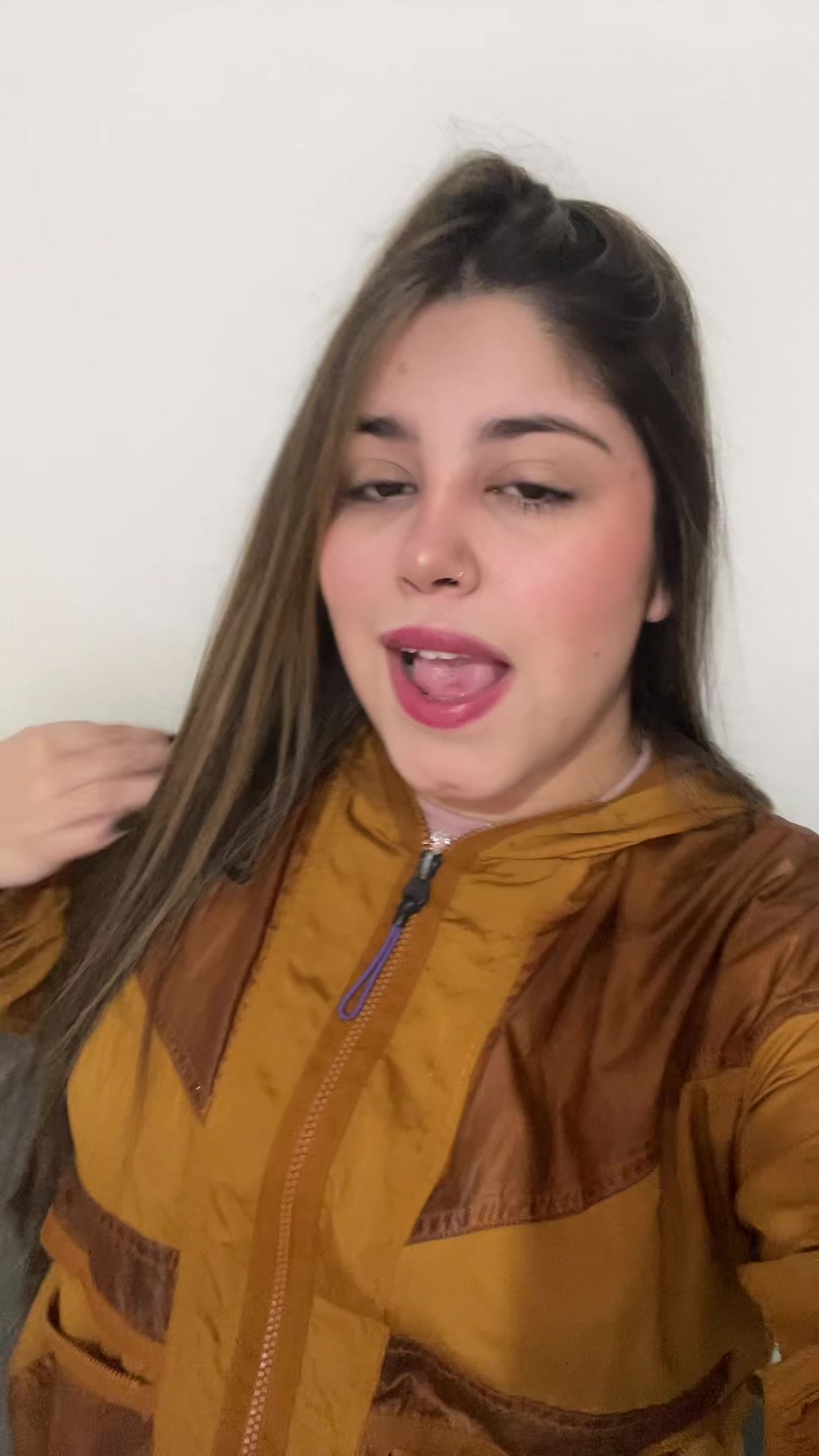 @Valentina&bull;
