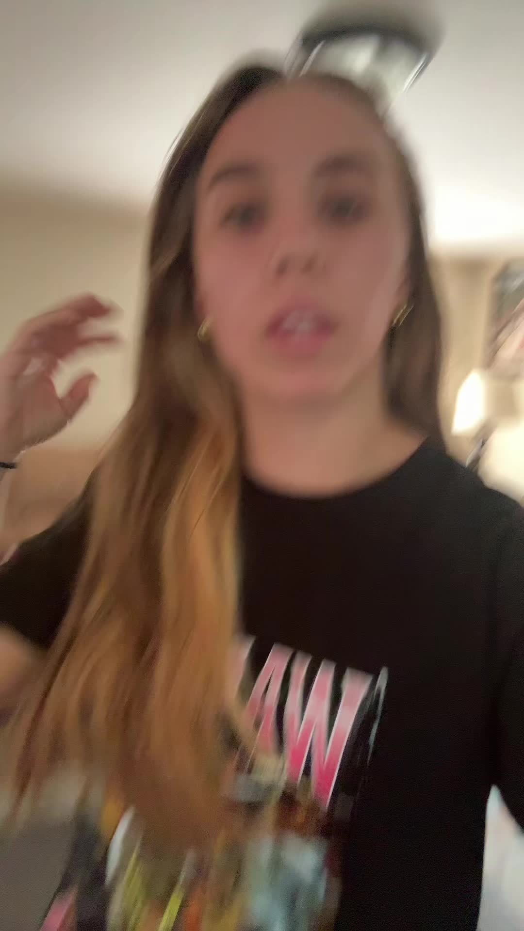 @taytay💋