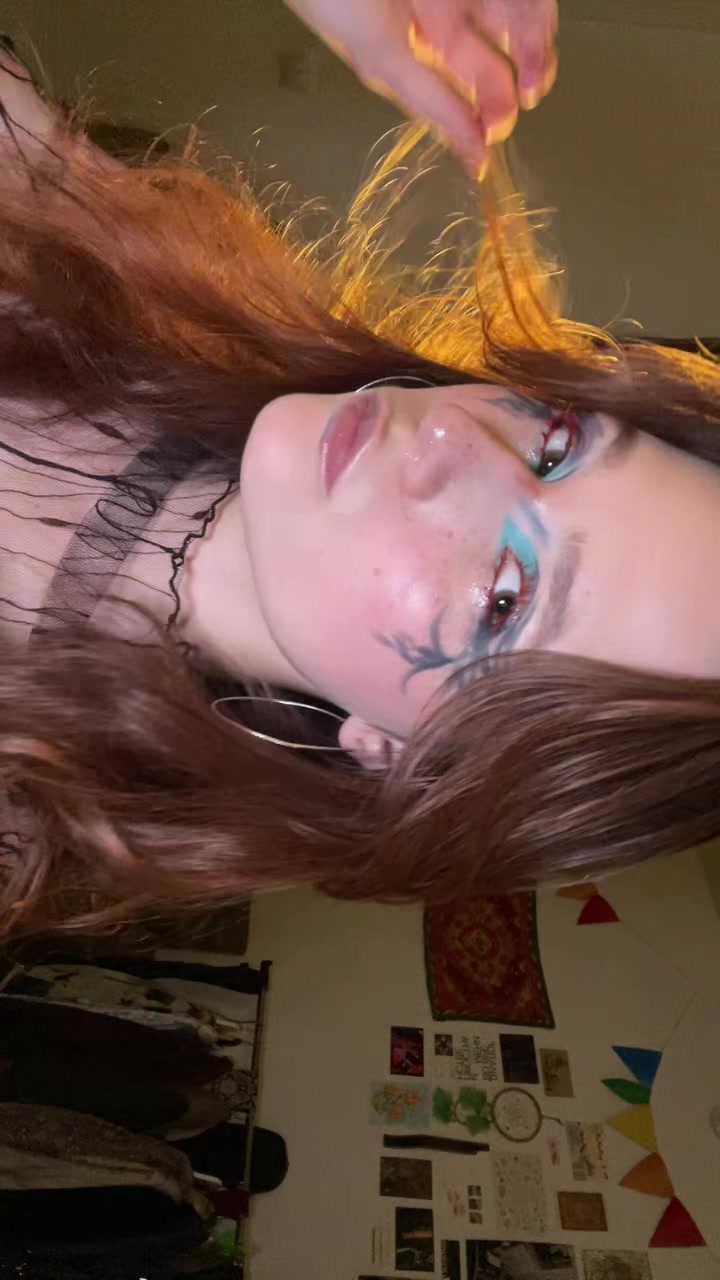 @upwitchestag