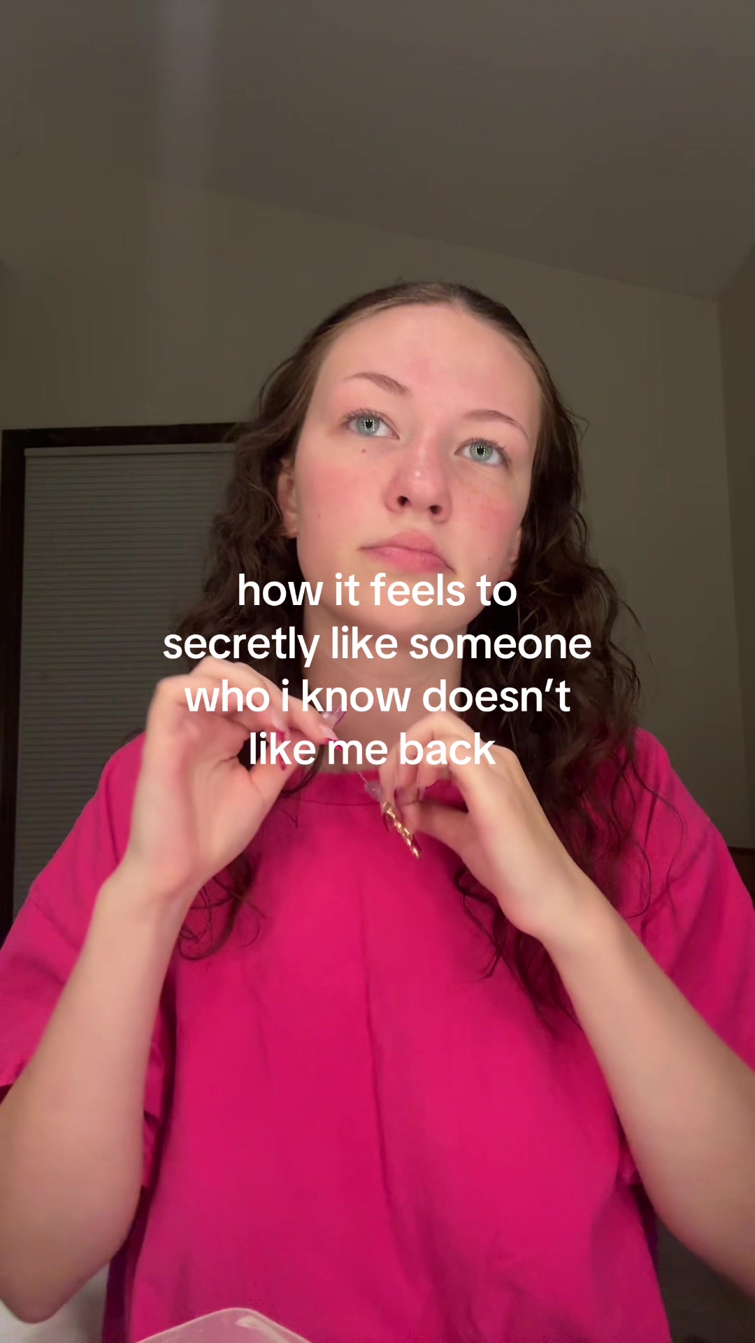 @𑣲 t