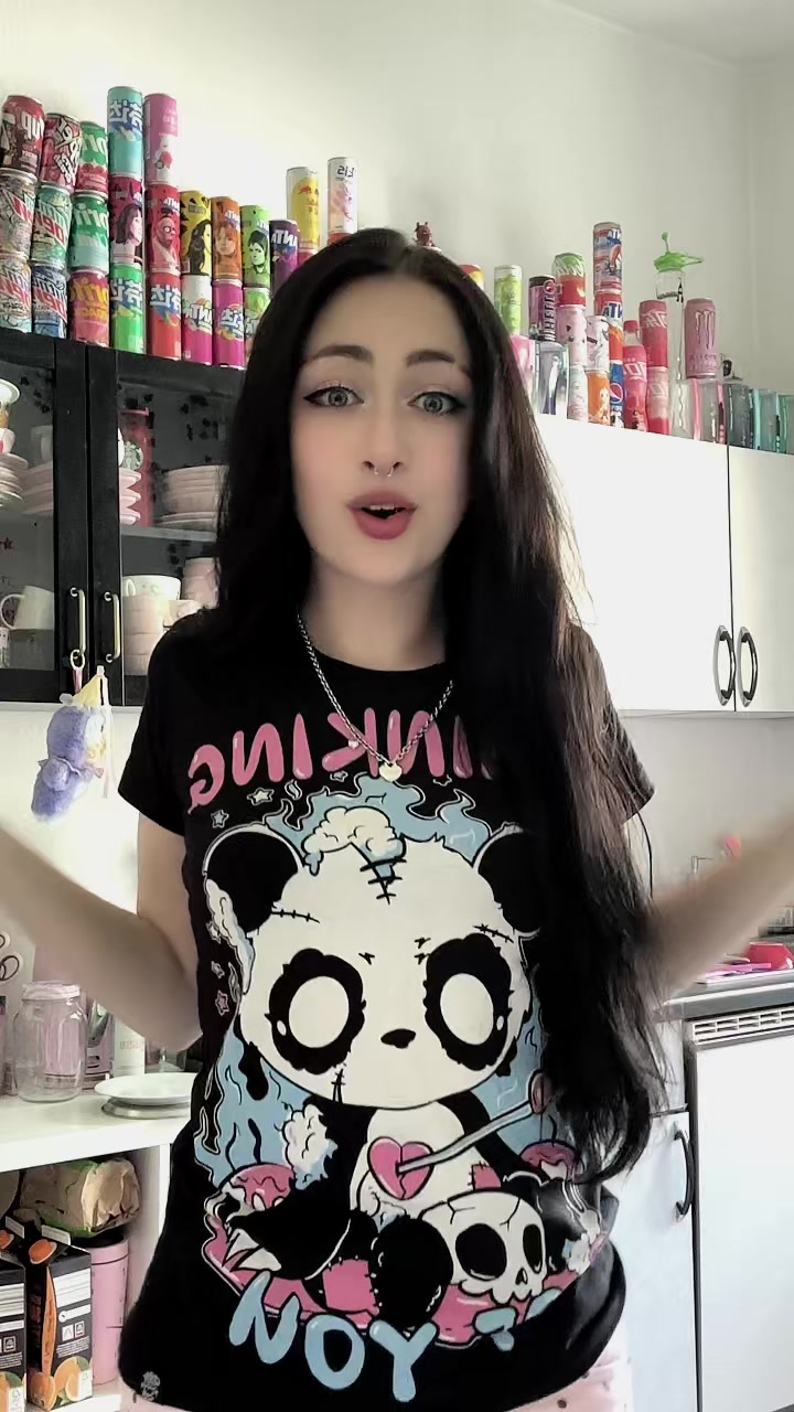 @Juli 🦇