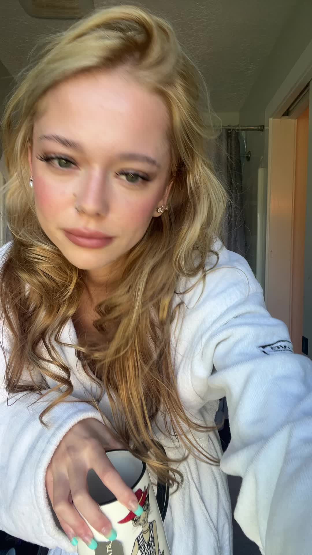 @lalalalalalady