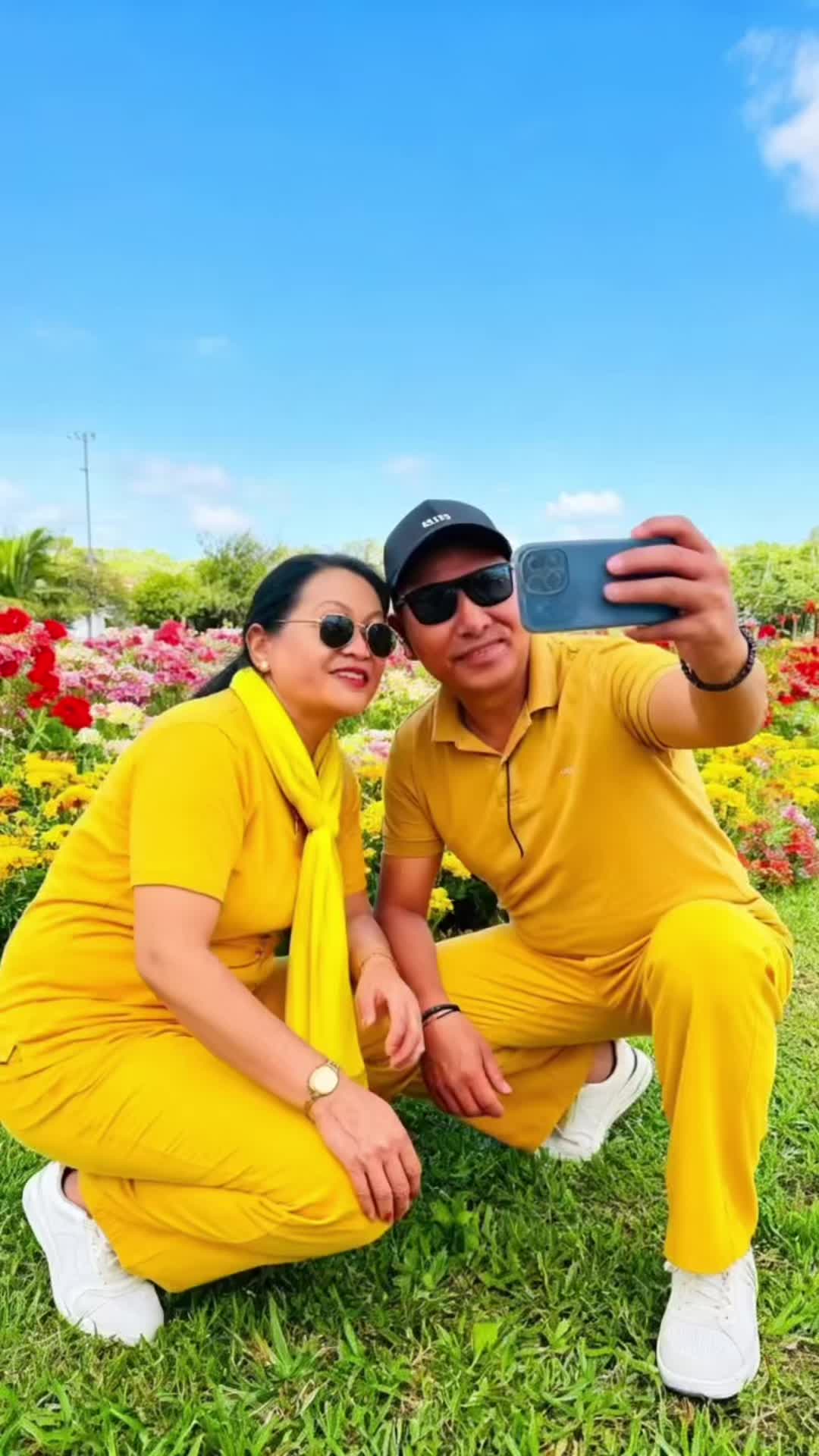 @DIL GURUNG