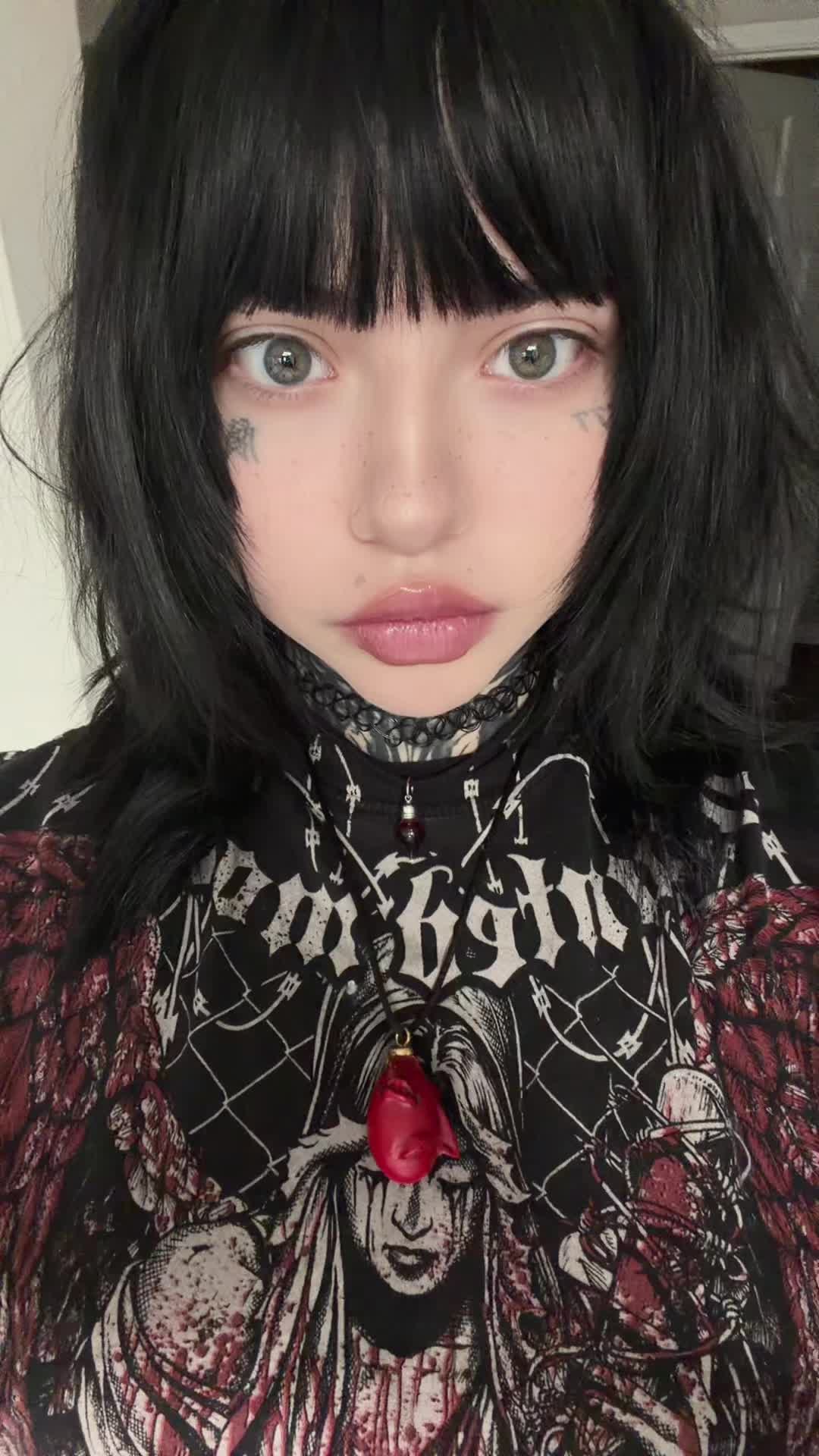 @mothertriplex