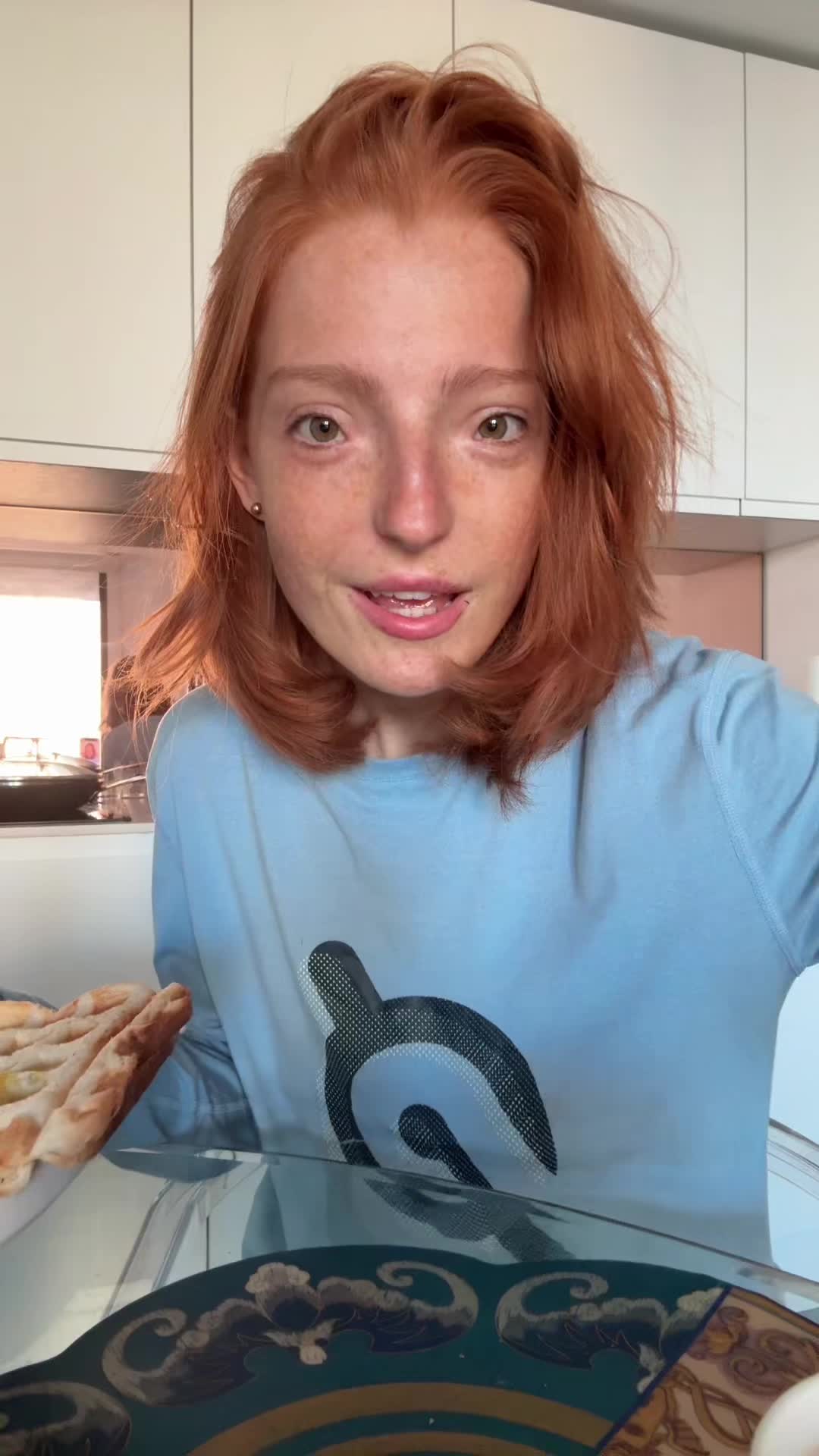 @charlize_fairy