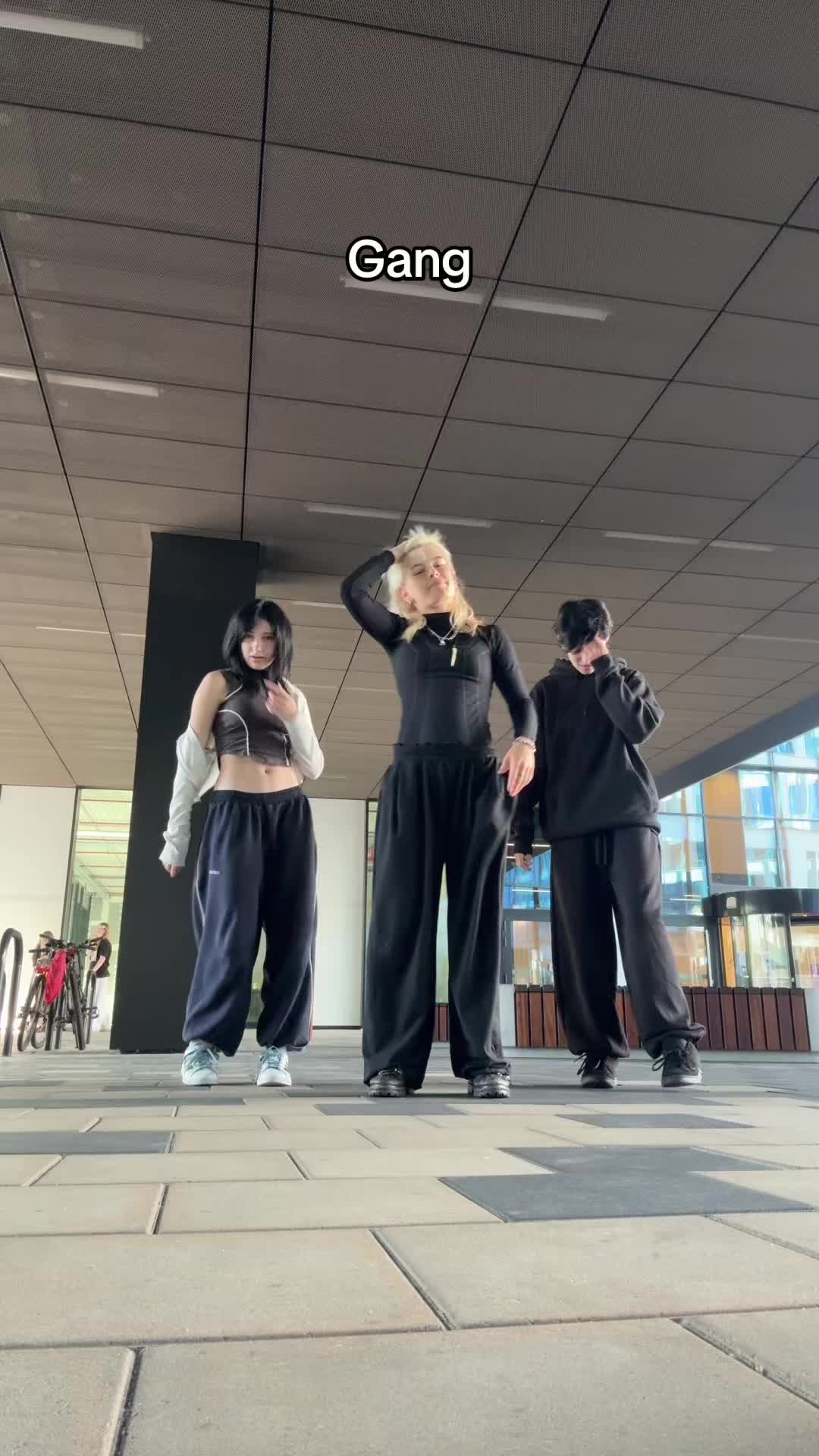 @Julek 🥸🕺🏼😏