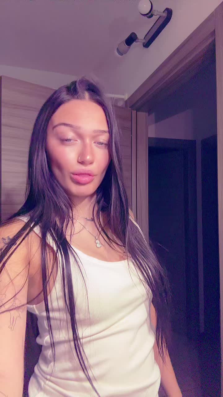@stillthatsara