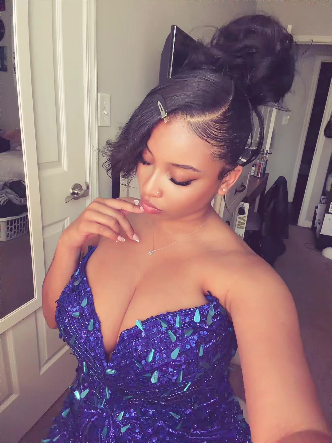 @jewelz ♱