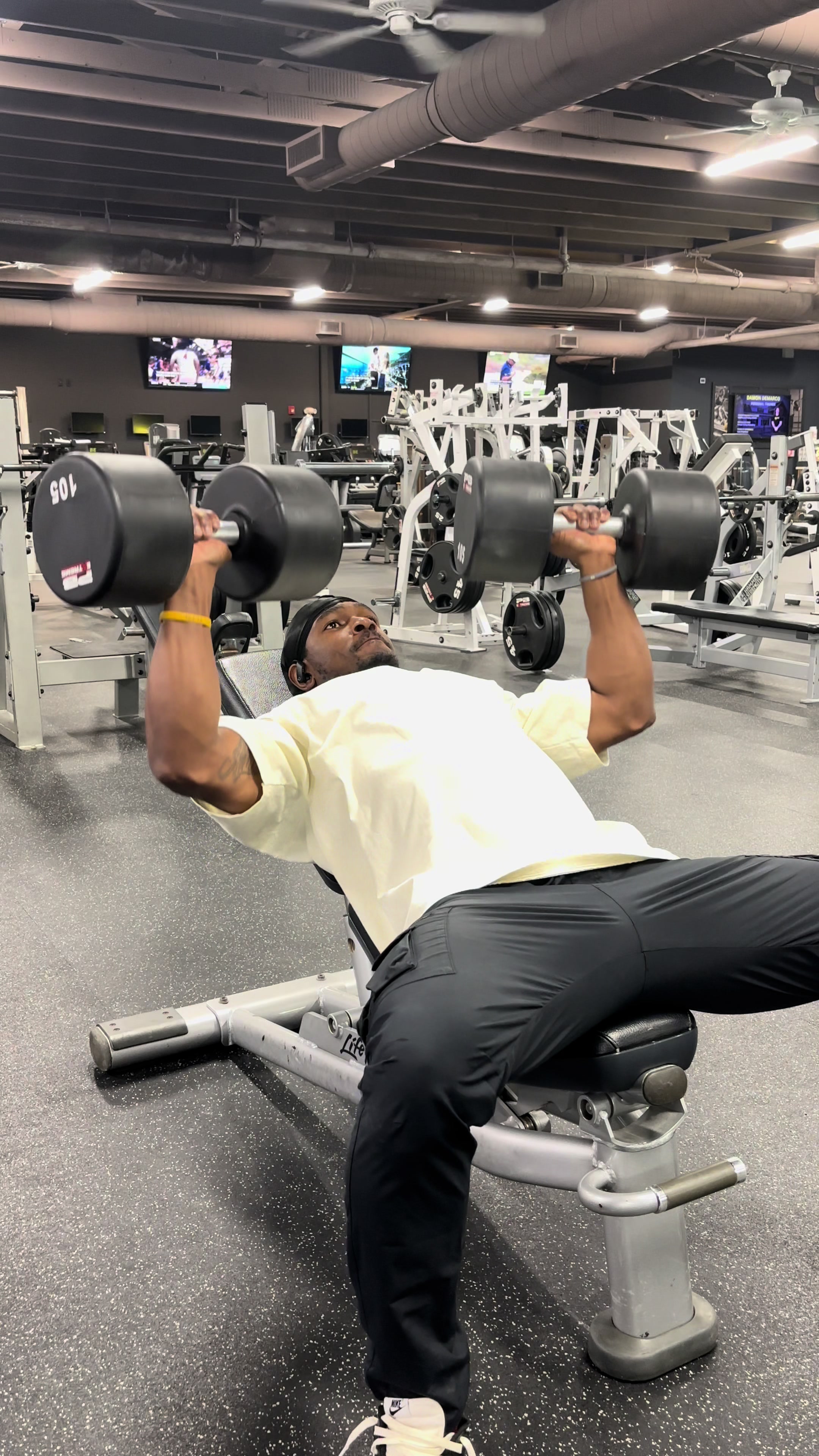 @4:AM Fitness
