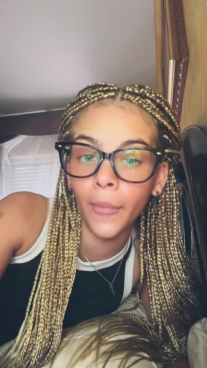 @marzia