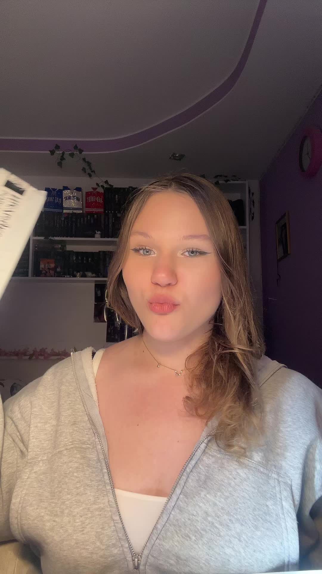 @brzozaaa_booktok💜✨