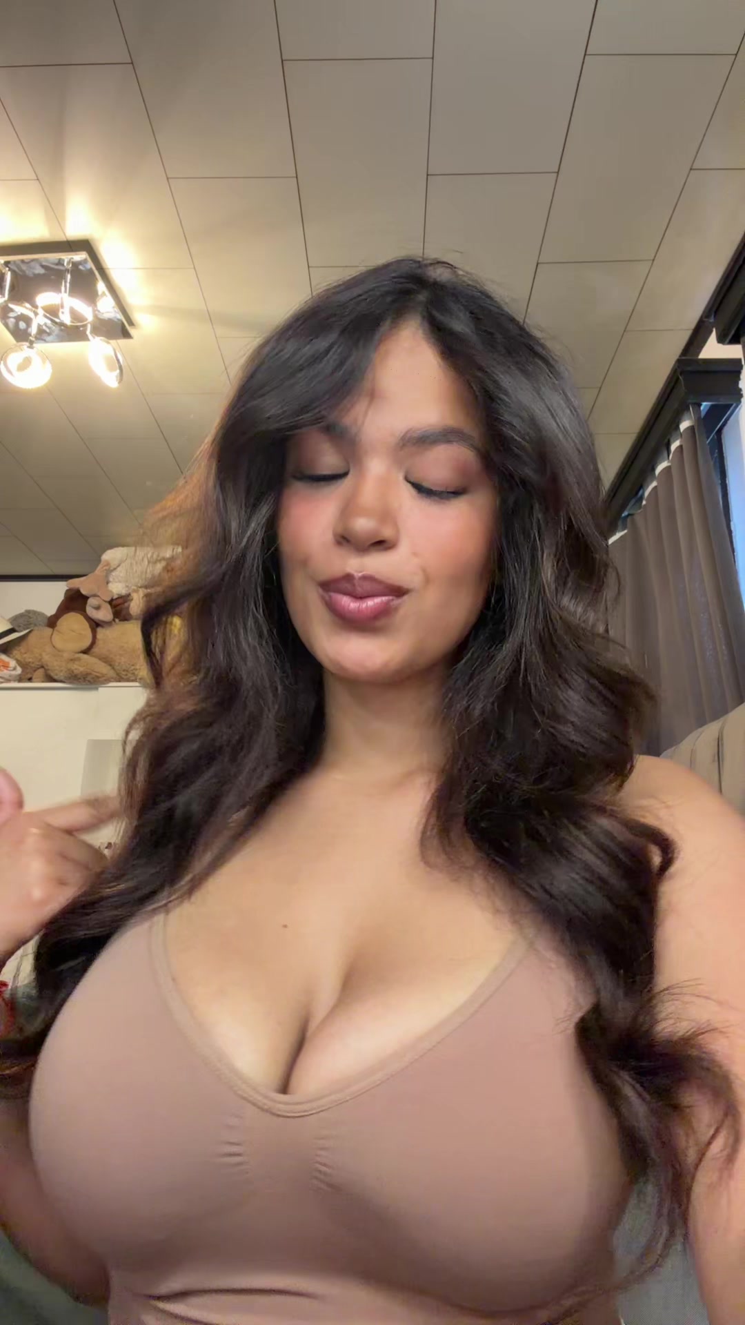 @Anyelina ❤️❤️🇧🇪🇨🇺