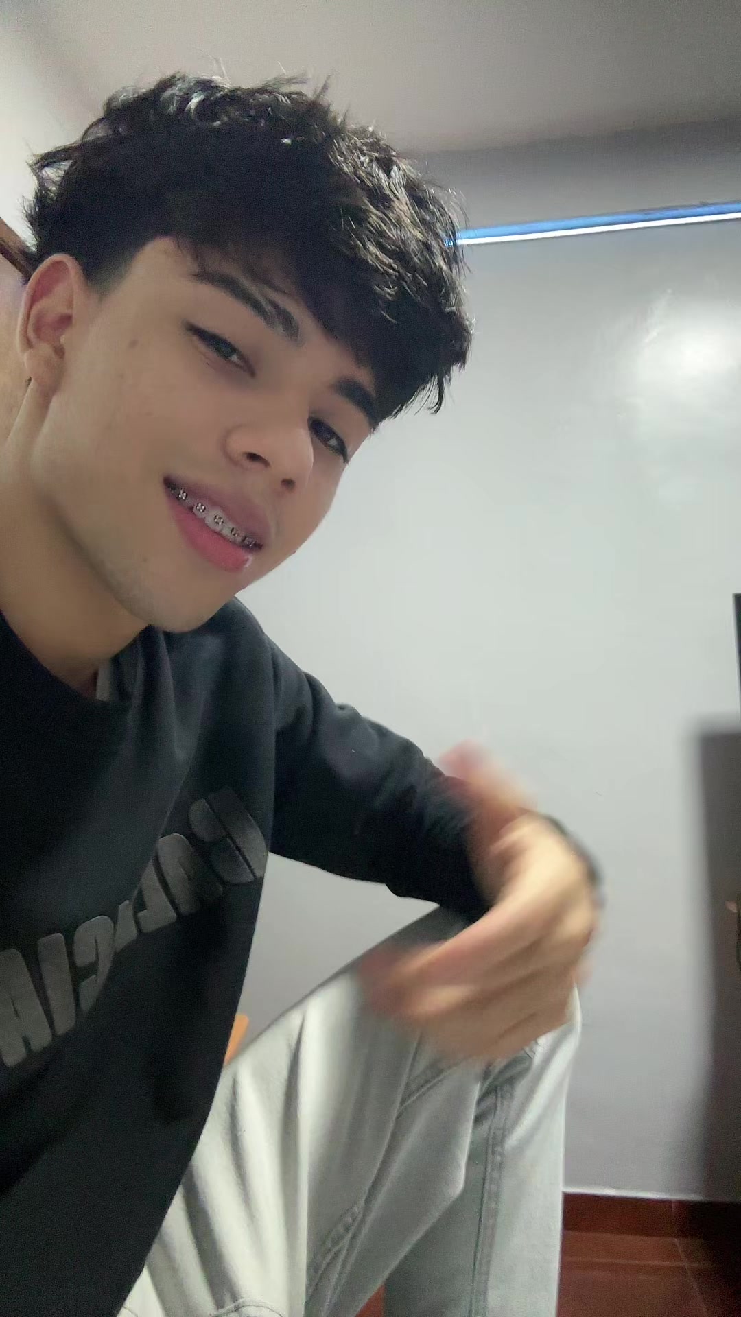 @𝕬𝖑𝖊𝖏𝖆𝖓𝖉𝖗𝖔🐺