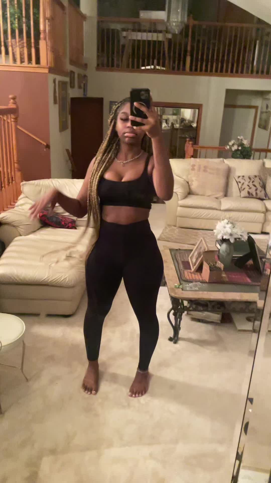 @hearteyes4dez