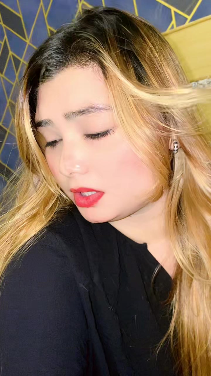 @aroojkhansm