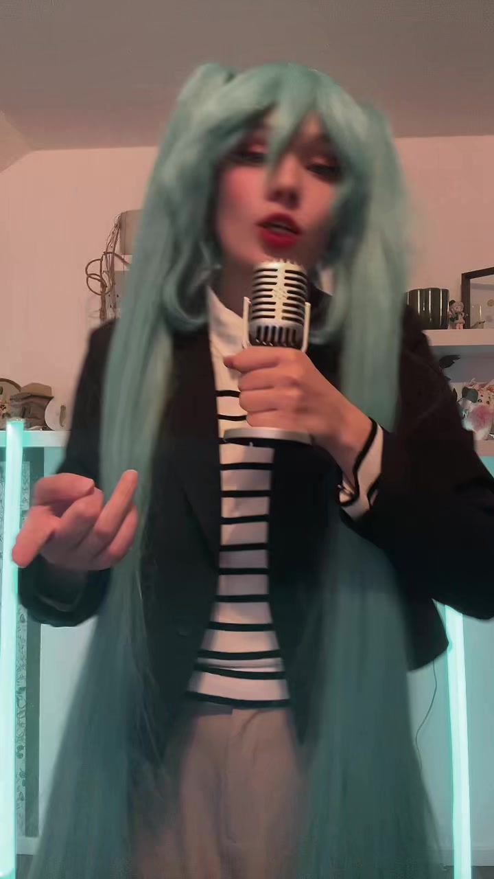 @RosaCosMultiverse