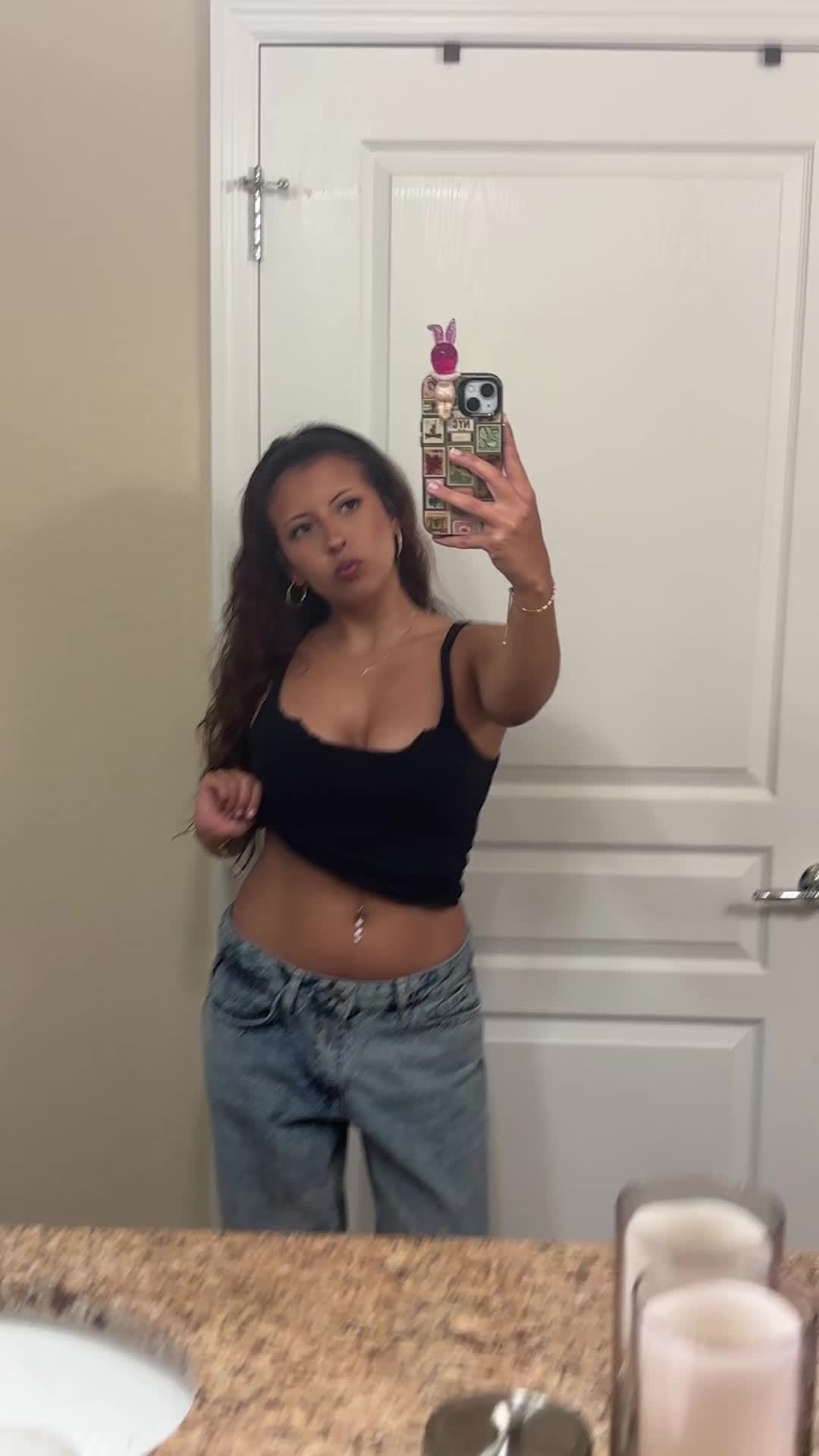 @emlynnf