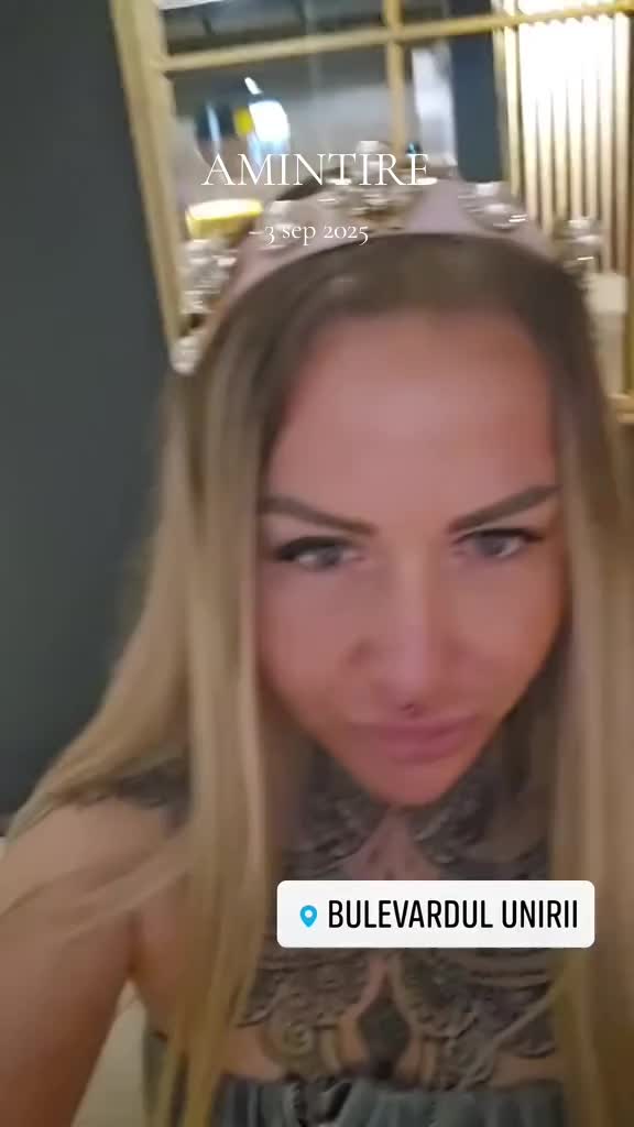 @Nia