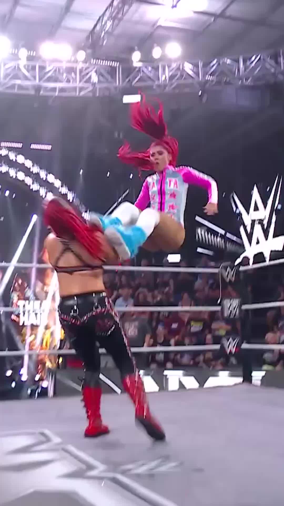 @WWE Español