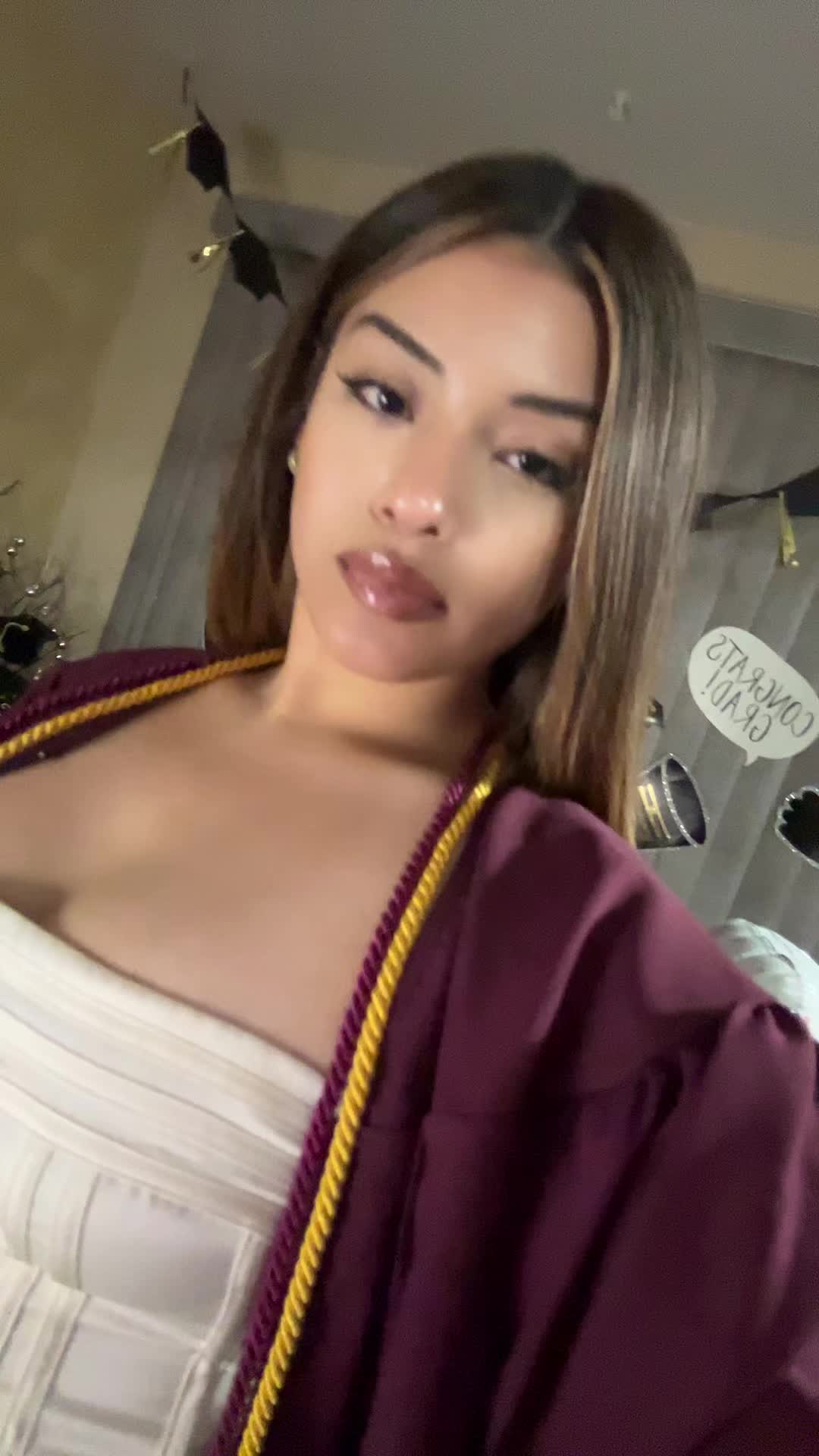 @Um