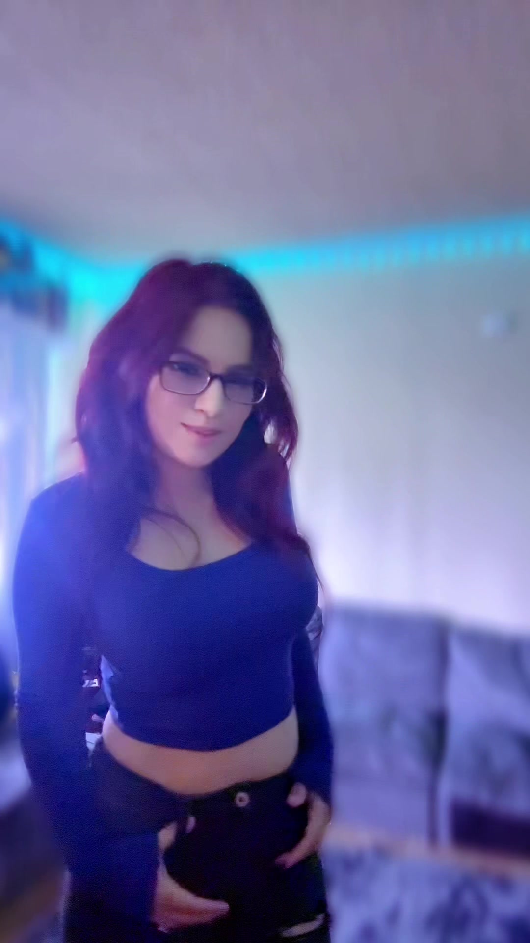 @KittynIza