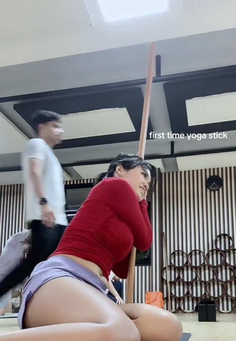 @putri | yoga enthusiast