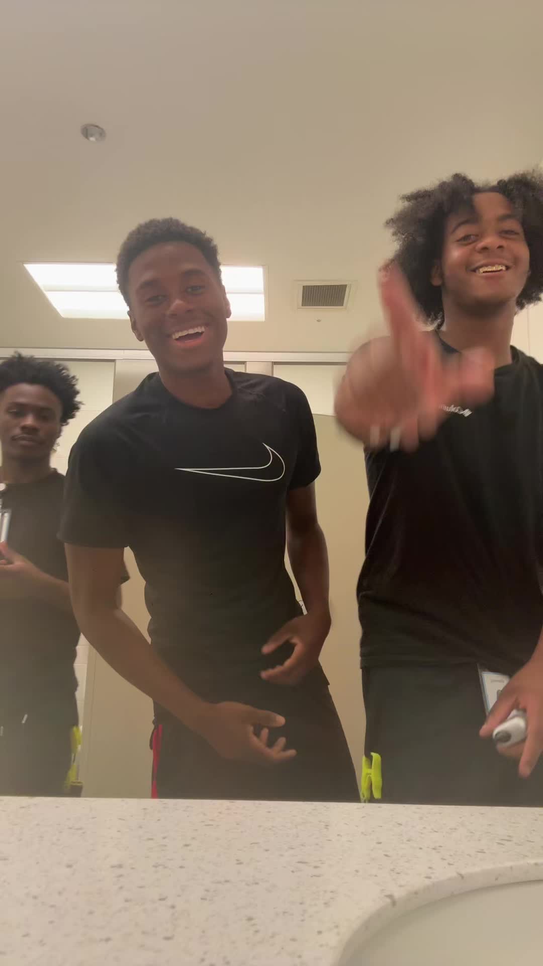 @DeeNock