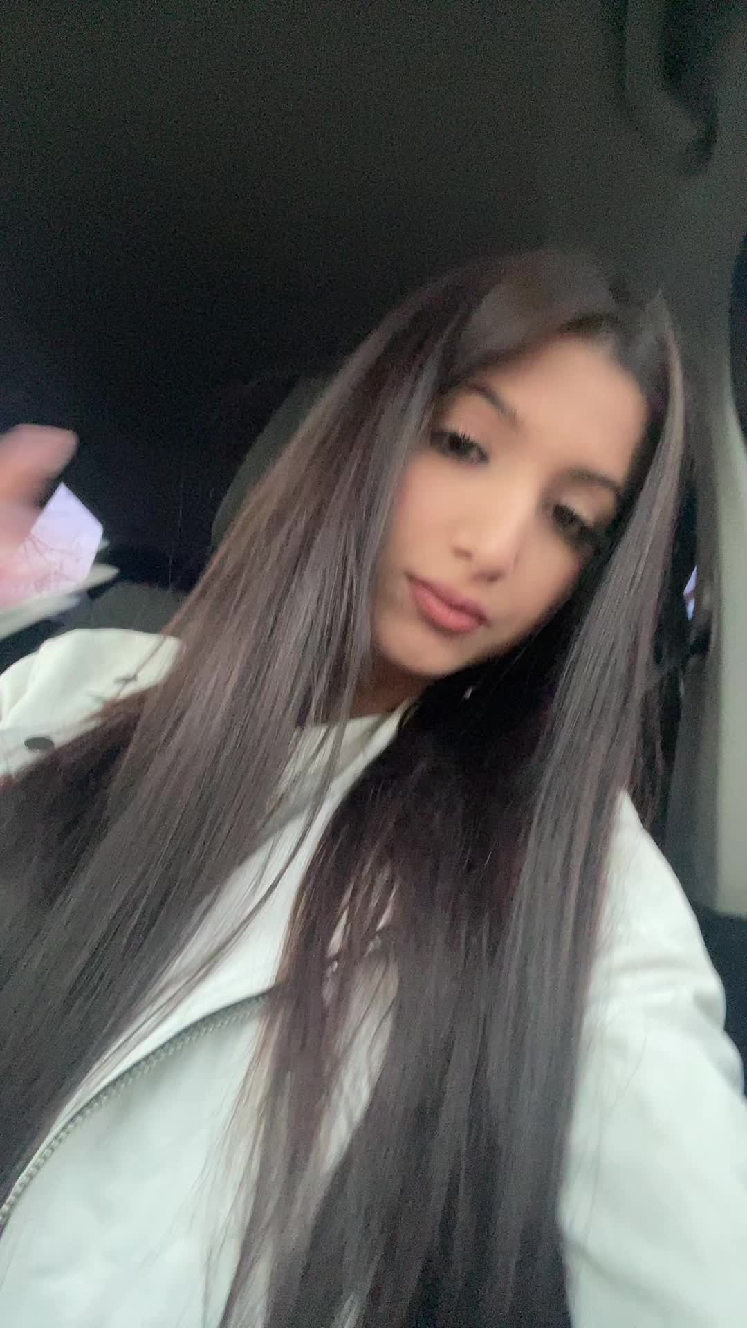 @𝒱𝒶𝓁ℯ𝓃𝓉𝒾𝓃𝒶𝒶 🤍