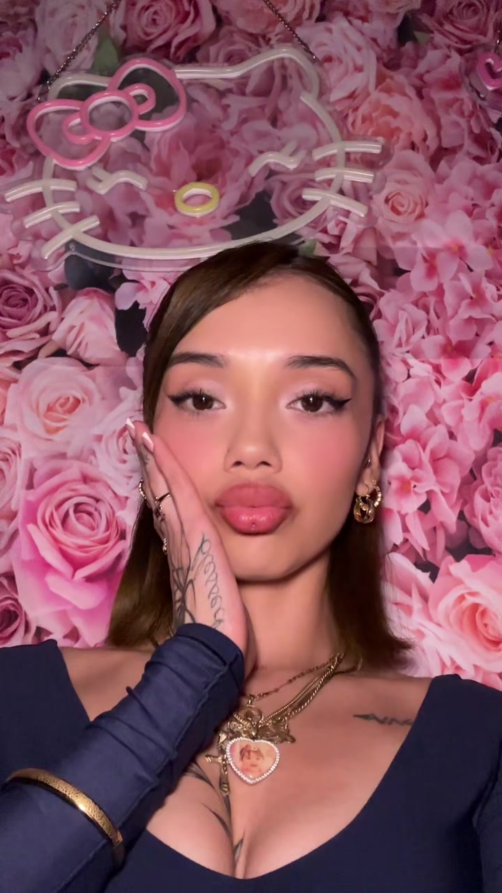 @J Love 🧚🏻♀️