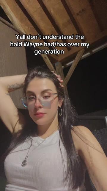 @Mik✨