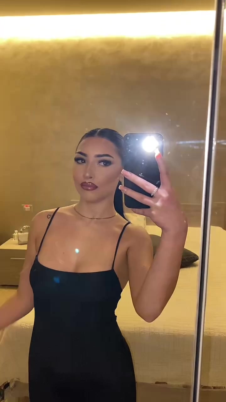 @𝑴𝑨𝑹𝑻𝑰𝑵𝑨🦂