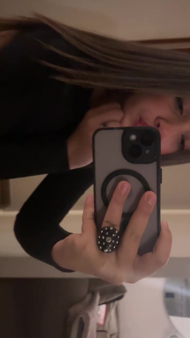 @kelly.djenadi