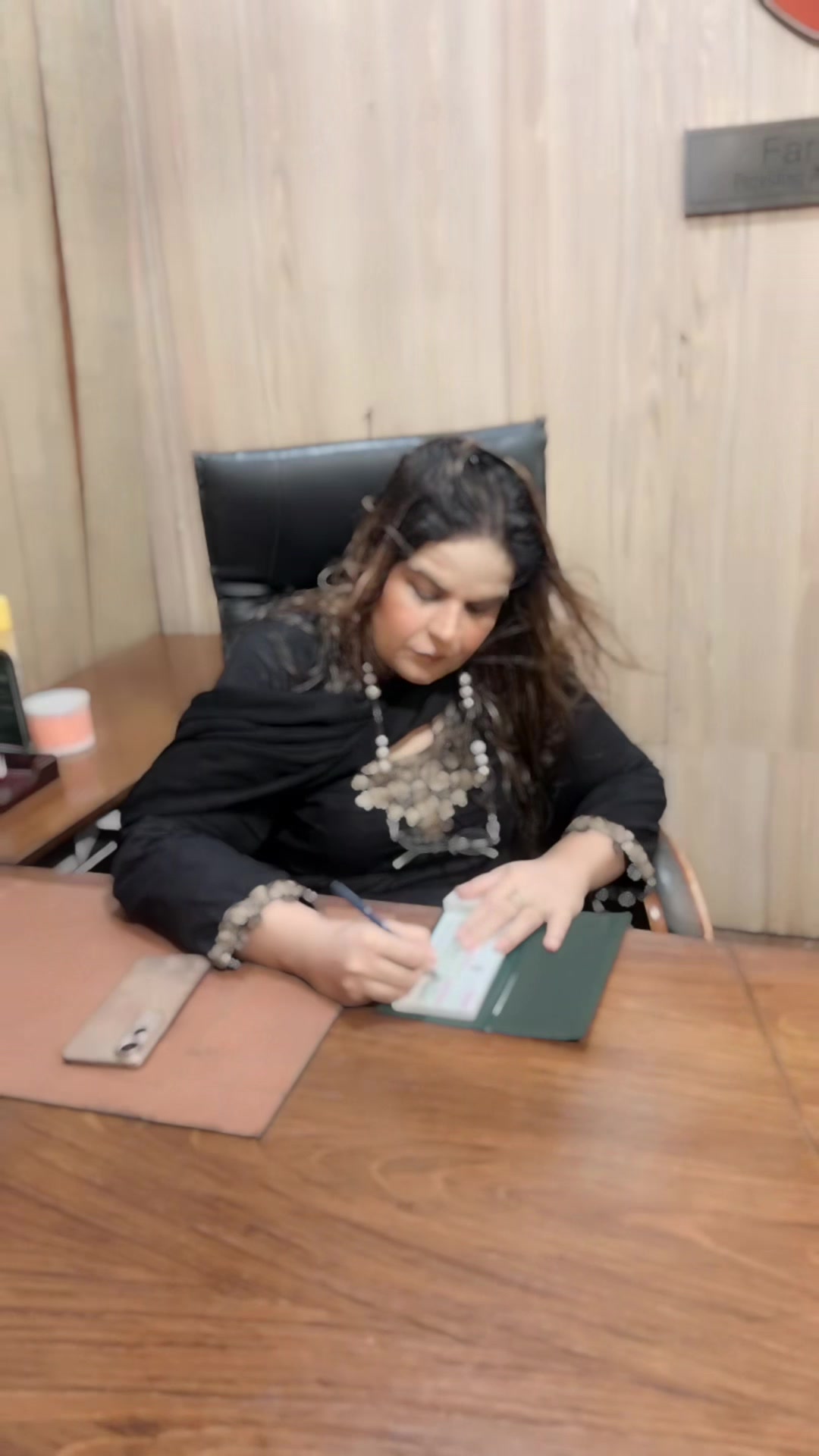 @Ghalia farrukh