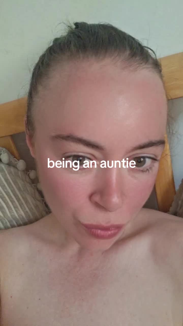 @lollyybmnqh