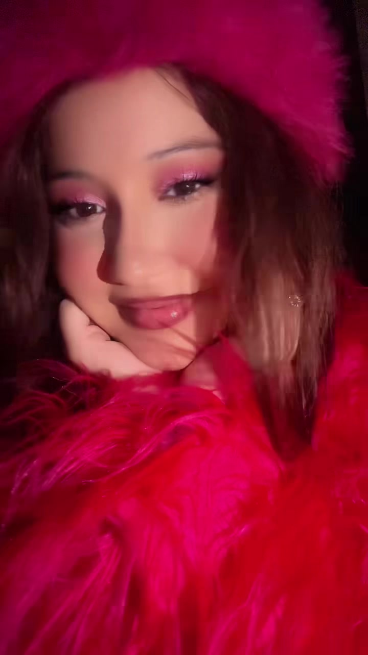 @CHELLA