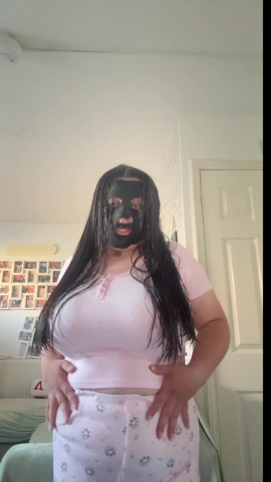 @ItsPhee