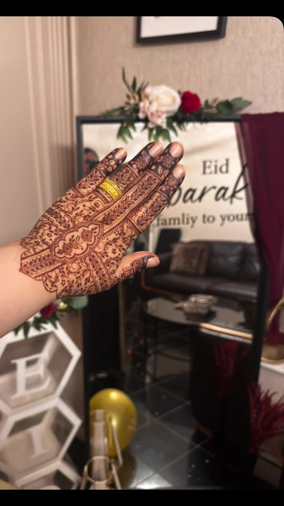 @Sanaasmehndi