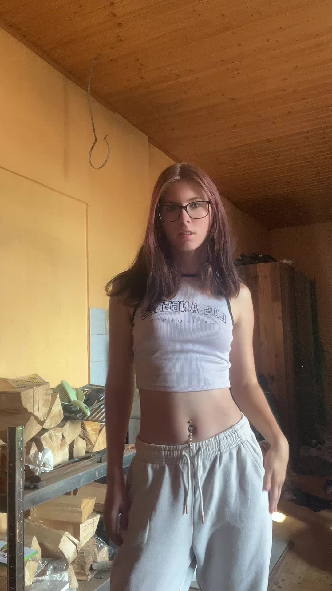 @Lenalovelykeksi