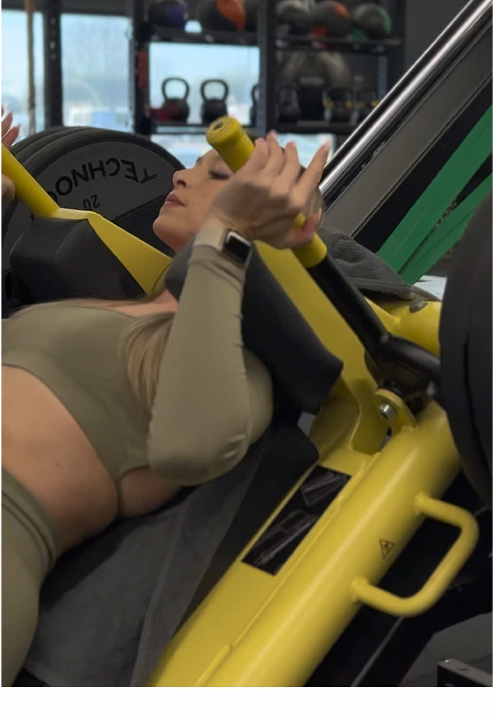 @ZOÉ