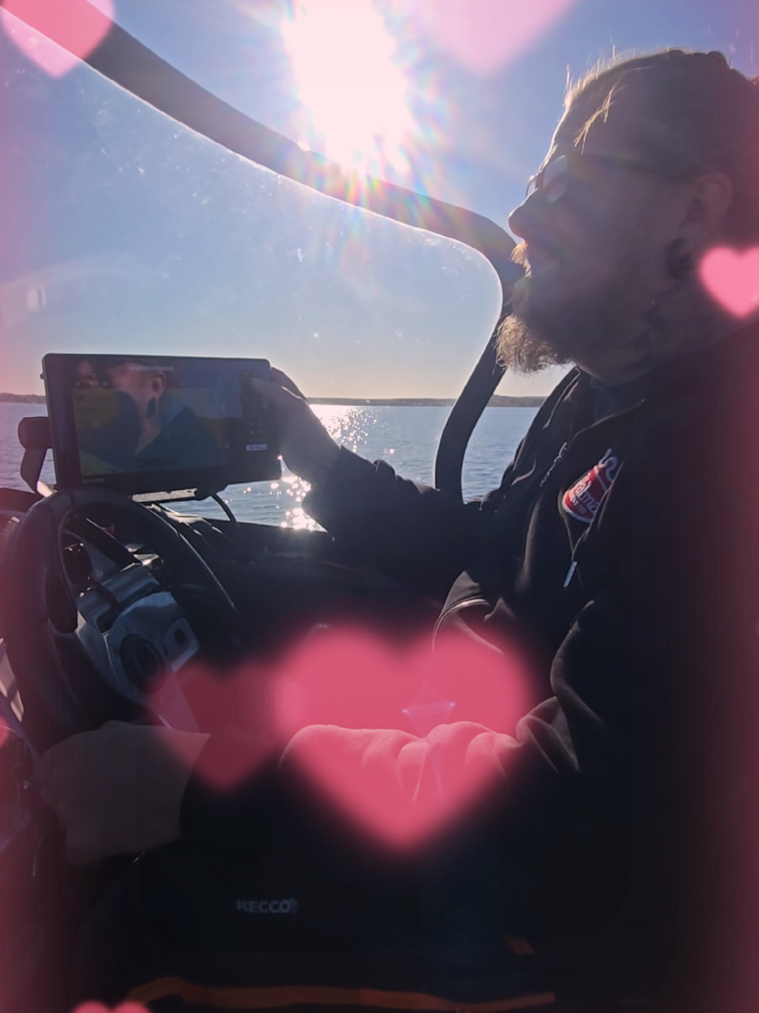 @HookedByTheNorth